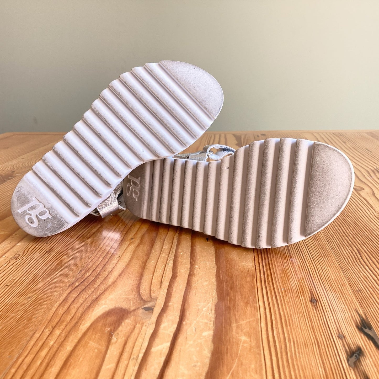 Paul Green Silver Ankle Strap Toni Comfort Sandals - Size 6 AU / 9 US - 0413BB