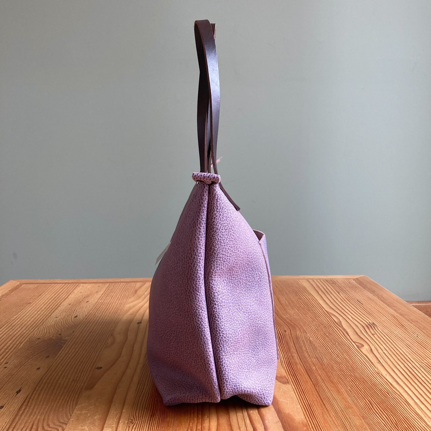 Portland Leather Goods Wisteria Purple Pebbled Zip Top Tote Bag NEW 0531AF
