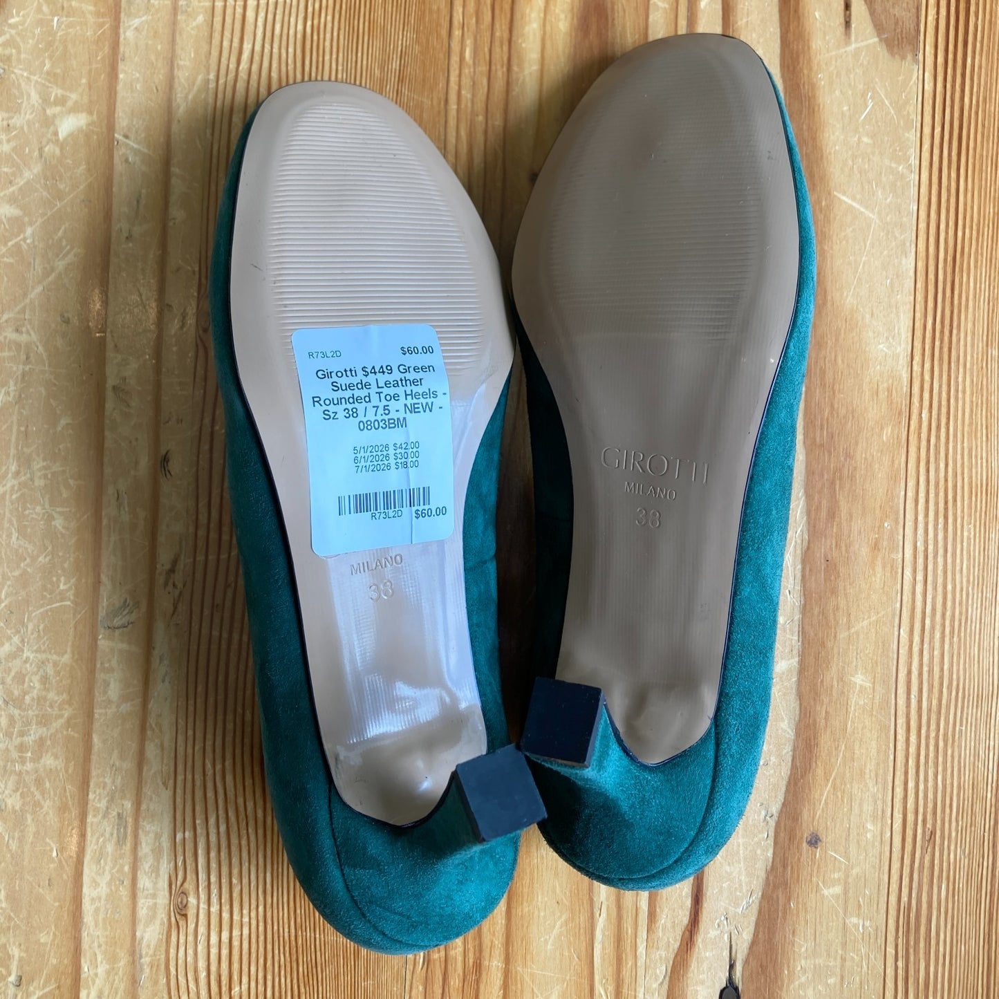Girotti $449 Green Suede Leather Rounded Toe Heels - Sz 38 / 7.5 - NEW - 0803BM