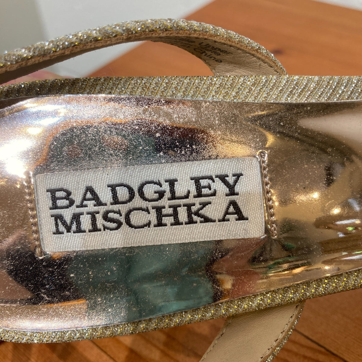 Badgley Mischka Champagne Gold Jeweled Open Toe Sandals - Size 8 - 0826HB