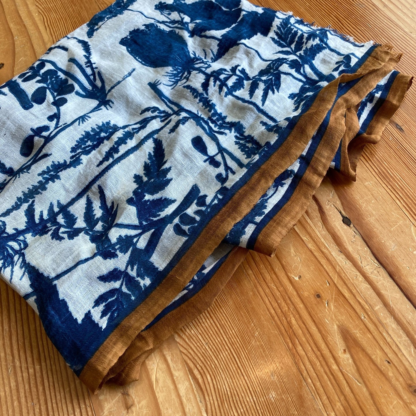 Epice Paris Blue White Floral Print Linen Blend Scarf - 4427SC