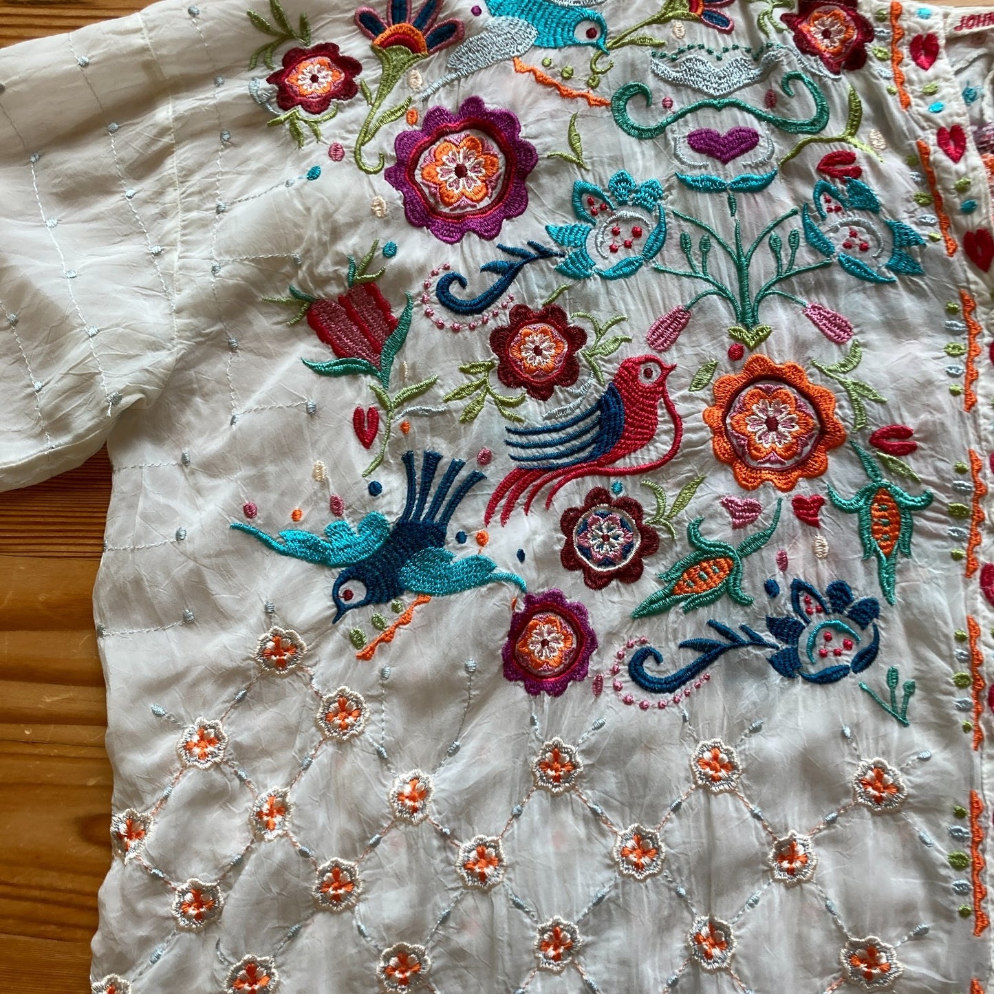 Johnny Was White Embroidered Floral Brady Button Down Boho Top - Size M - 0514CP