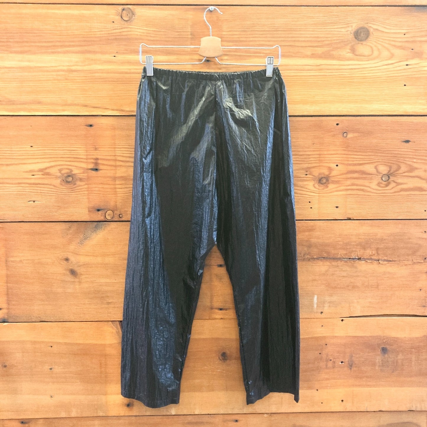 M - Uzi Black Crinkle Packable Fabric Stretch Waist Drop Crotch Pants NEW 1231SH