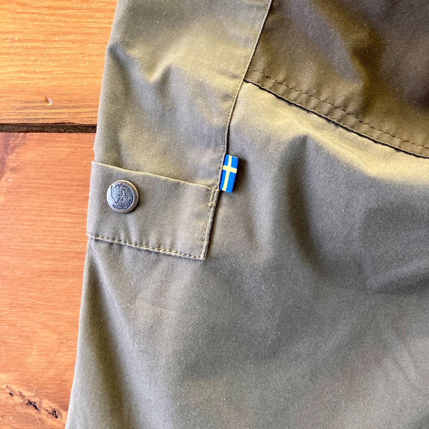 FjallRaven Army Green G-1000 Cargo Utility Womens Pants - Size 27-28 - 0927LL