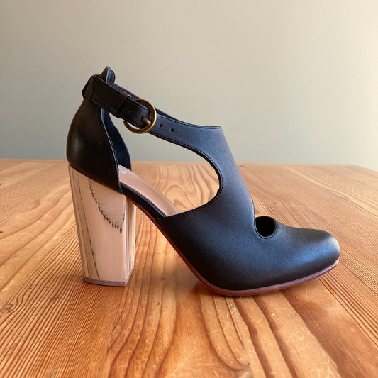 Fortress of Inca Black Cut Out Wood Block Heels Shoes - Sz 36 / 6 - NEW - 0426MK