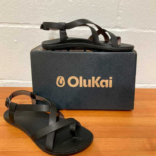 Olukai Black Strappy Leather Upena Womens Sandals NEW w/ Box - 0314GM