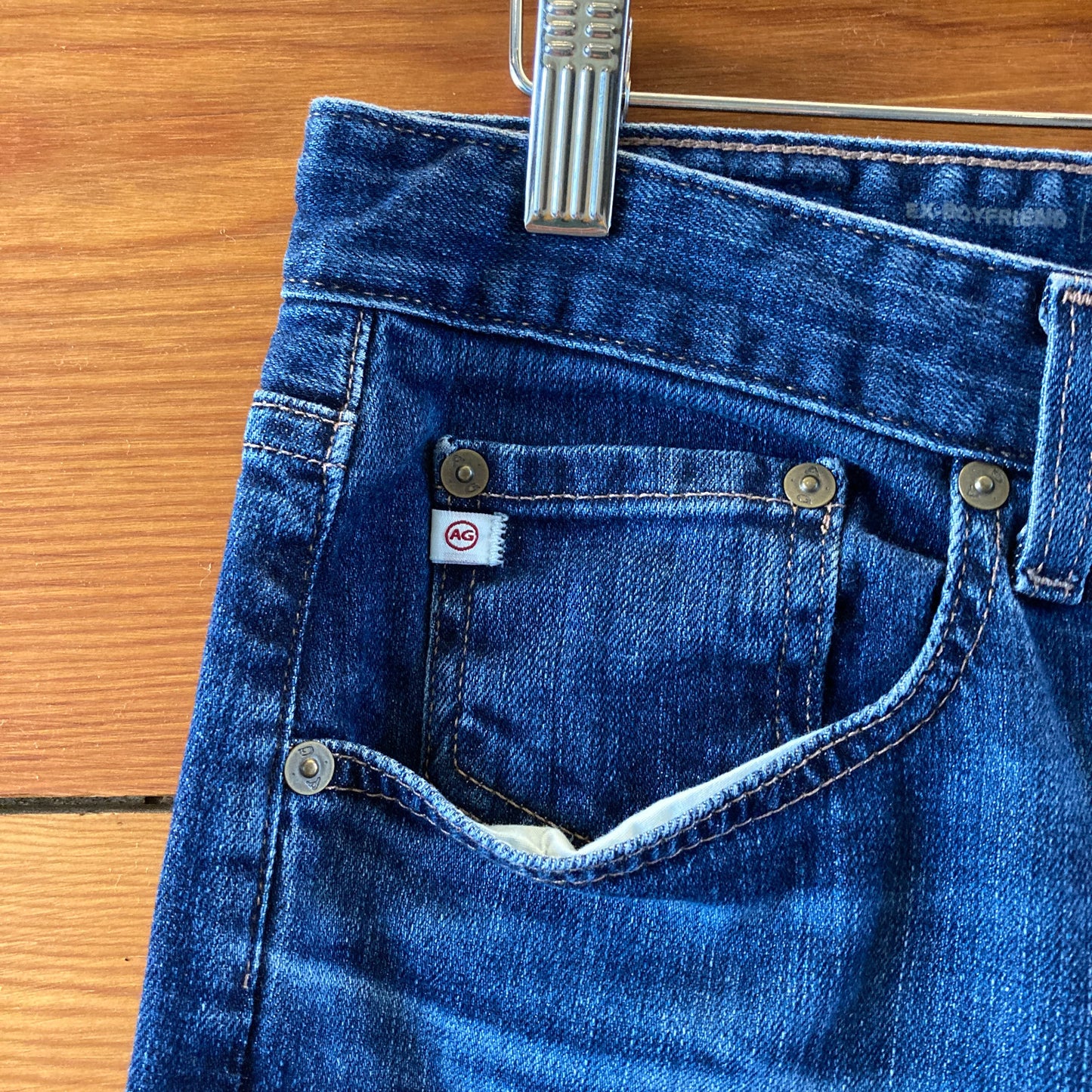 29 - AG Adriano Goldschmied DarkThe Ex-Boyfriend Slouchy Slim Jeans 4427SC