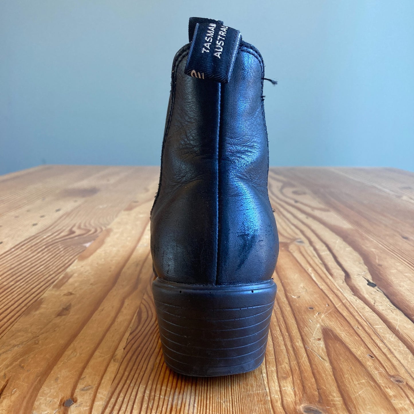 Blundstone $210 Black Leather 1671 Heeled Chelsea Ankle Boots - Size 6 - 0607EP
