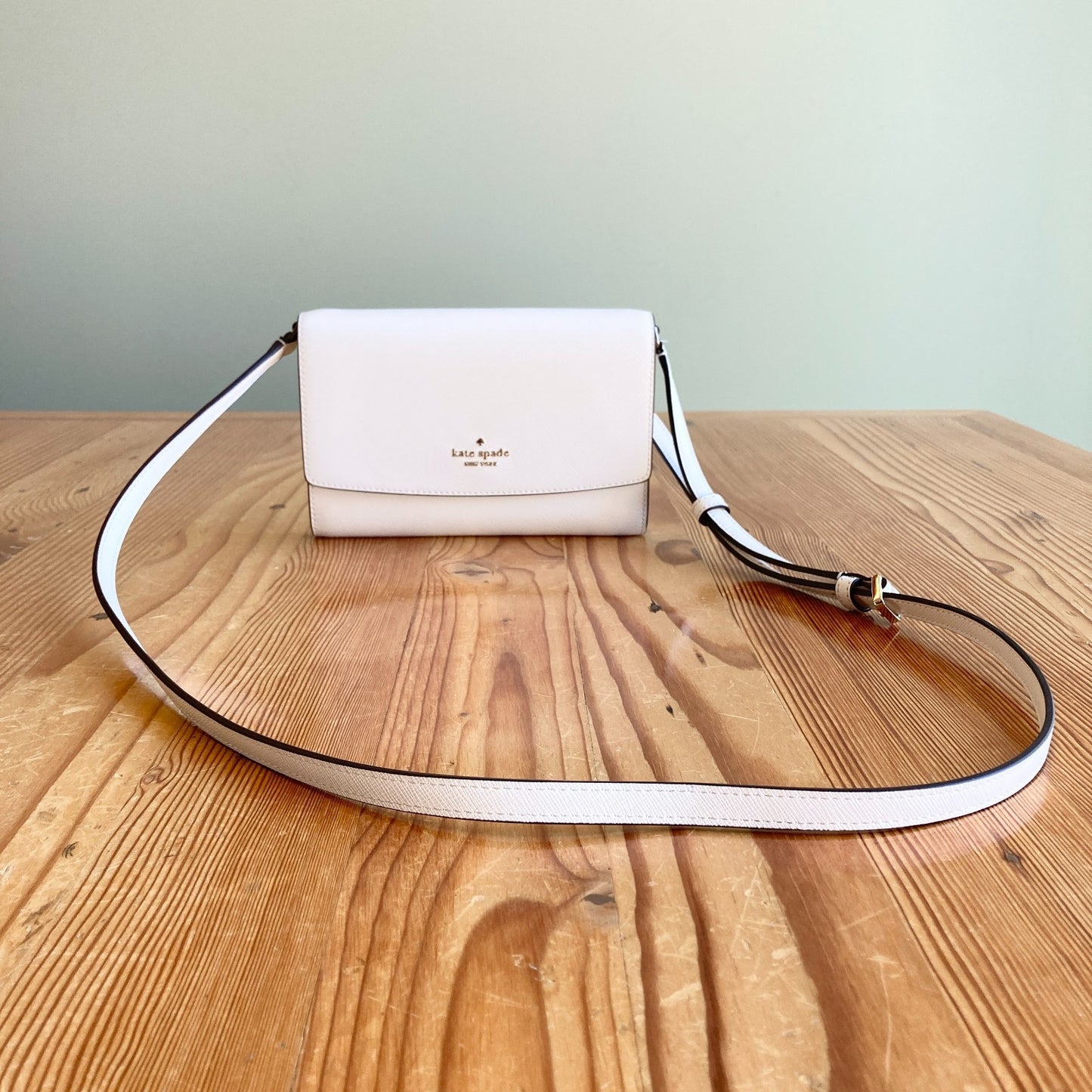 Kate Spade White Saffiano Leather Perry Crossbody Bag Wallet Purse - 0705SG
