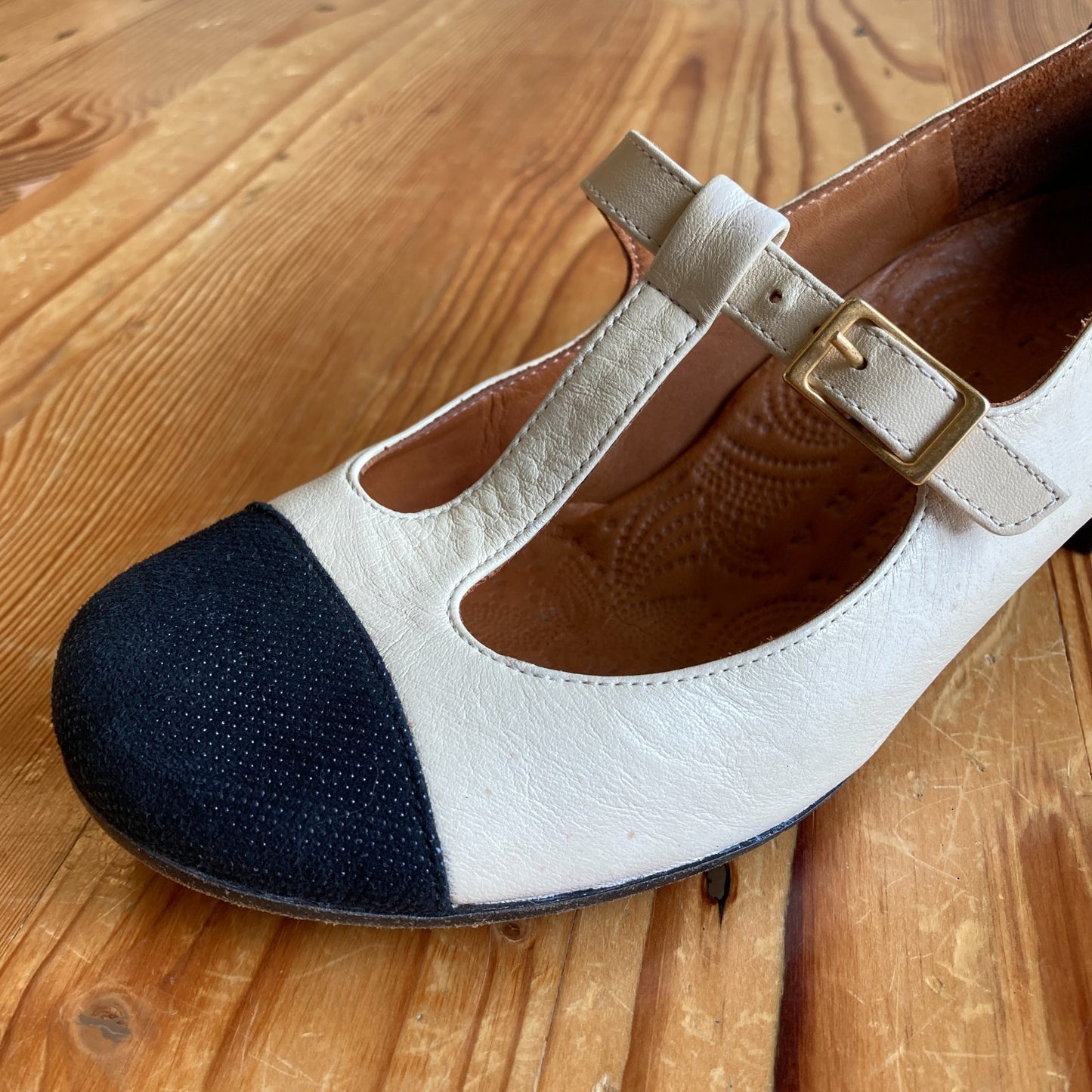 Chie Mihara Two Tone T Strap Mary Jane Heels Shoes - Size 37.5 / 7.5 - 0818SL