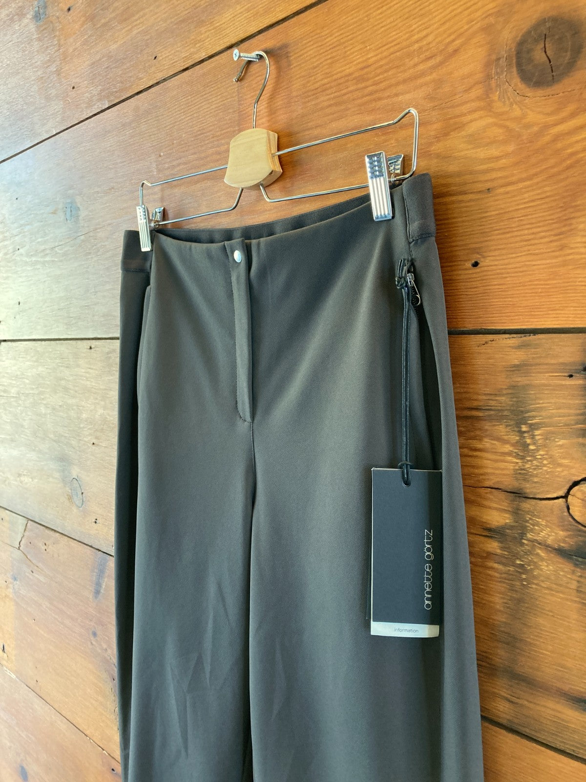 Annette Gortz $640 Anthracite Slim Leg Pants - Size 40 / M - NEW - 4427SC