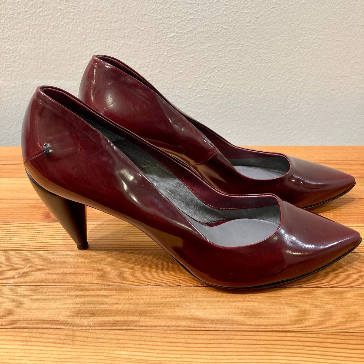 Costume National Oxblood Leather Pointed Toe Heels - Size 38 / 8 - NEW - 1122CT