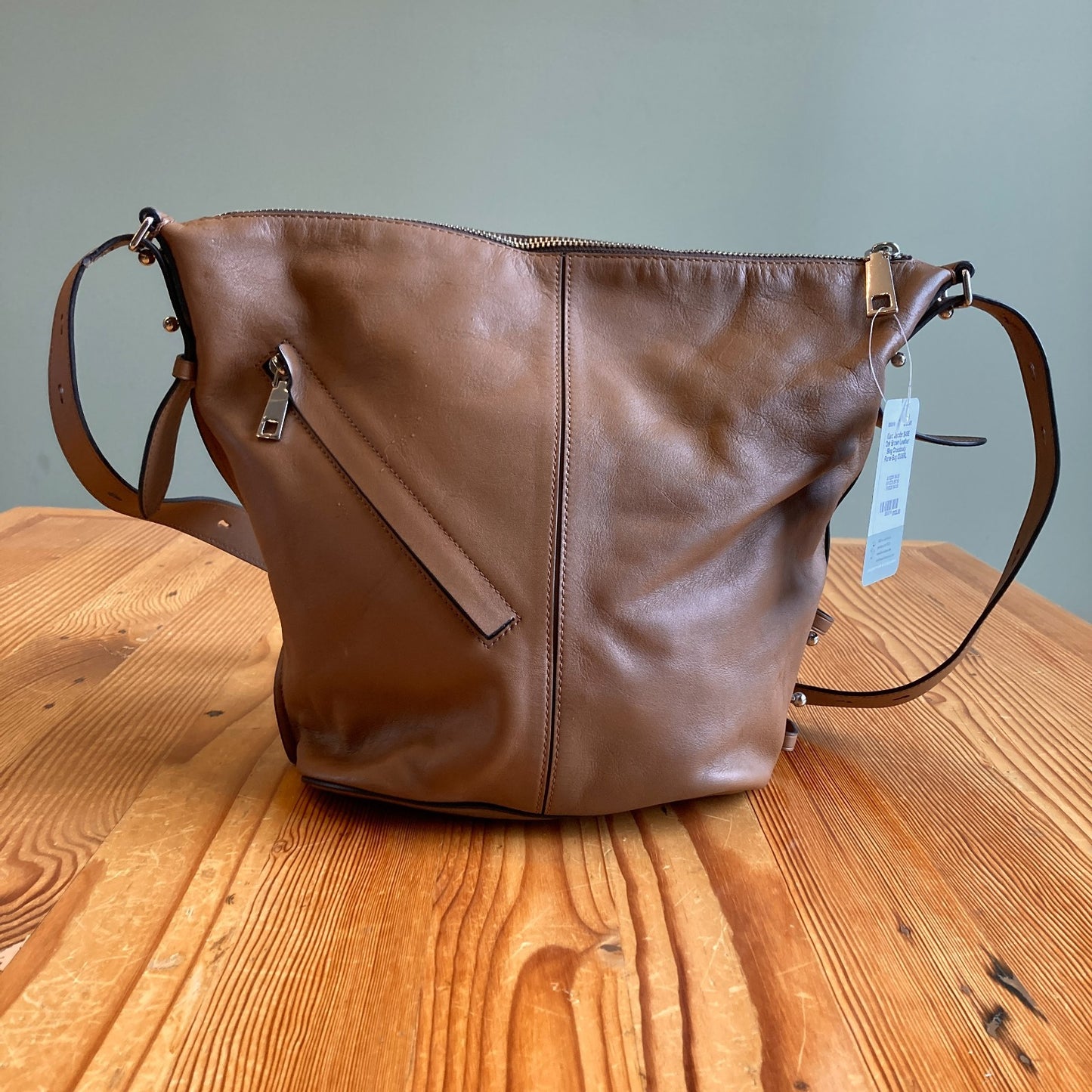 Marc Jacobs $495 Oak Brown Leather Sling Crossbody Purse Bag 0306ML