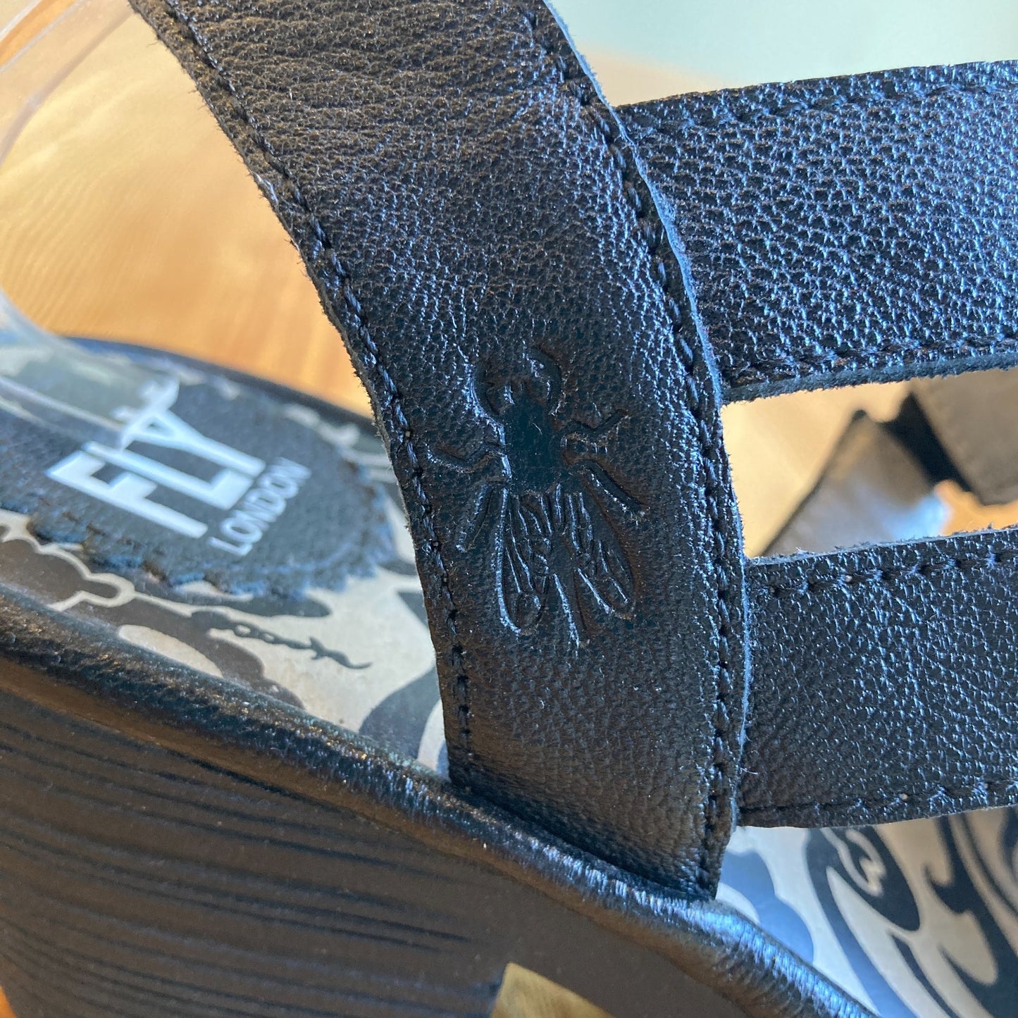 Fly London Black Tull503Fly Mousse Sandals Shoes - Size 7 w/ Box - 0718MS