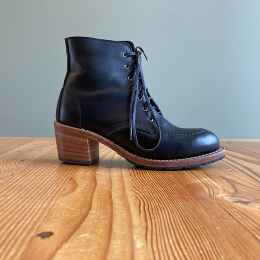 Red Wing Black Leather Lace Up Heeled Clara Boots - Size 8.5 - EUC - 1125KG