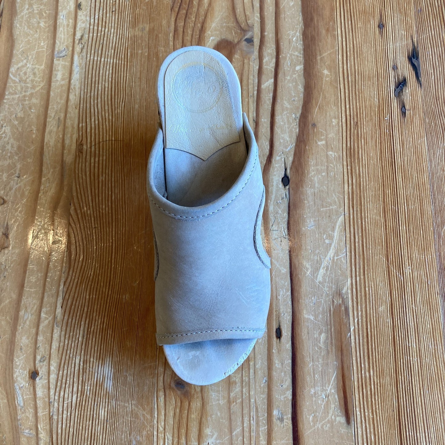No 6. Light Tan Leather Platform Alexis Clogs Shoes - Size 35 / 5 - 0607EP