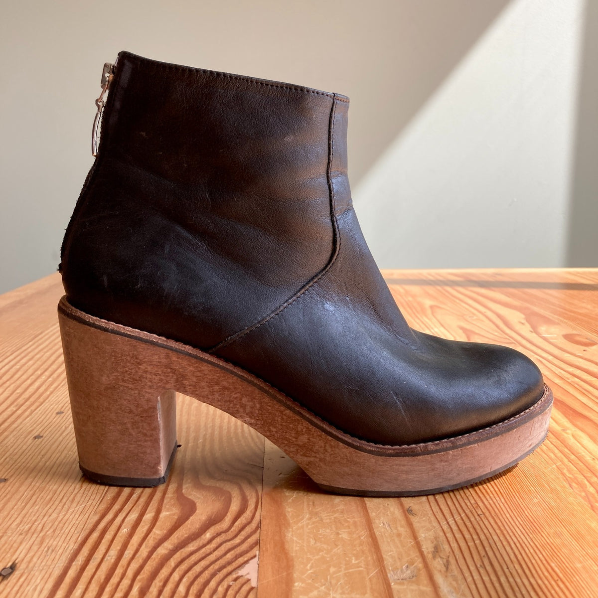 Calou Black Leather Stockholm Wooden Clogs Boots - Size 39 / 8.5-9 - 1027SW