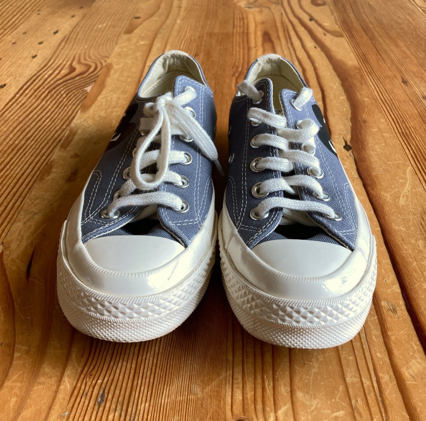 Converse X Play Comme Des Garcons Gray Chuck Low Heart Shoes - Size 7 - 0818SL