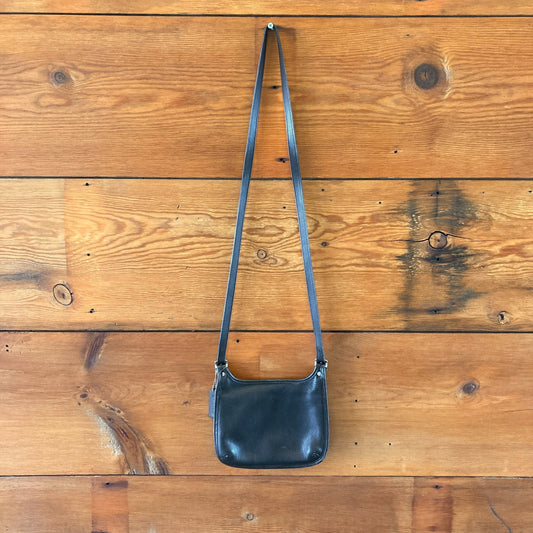 Coach Black Smooth Leather Vintage 9142 Flap Closure Crossbody Purse - 0904NF