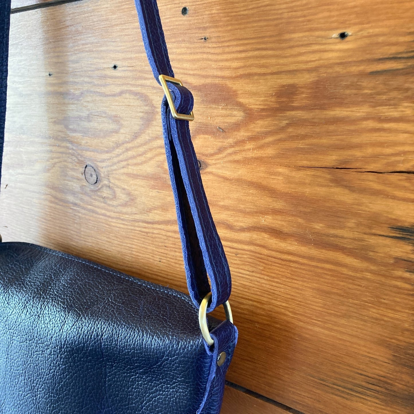 Portland Leather Goods Blue Koala Sling Crossbody Purse - NEW - 0612SM