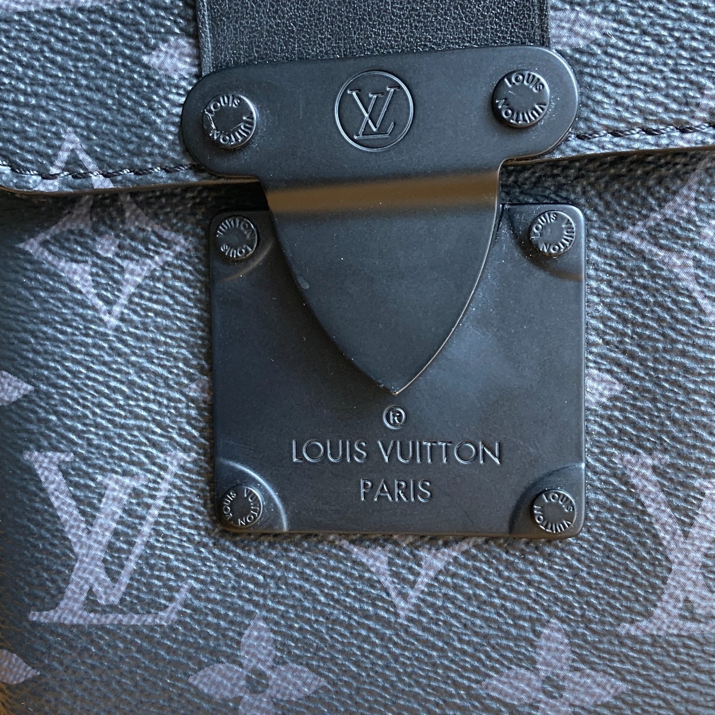 Louis Vuitton Monogram Eclipse S-Lock Vertical Wearable Wallet w/ Box  - 0103KW