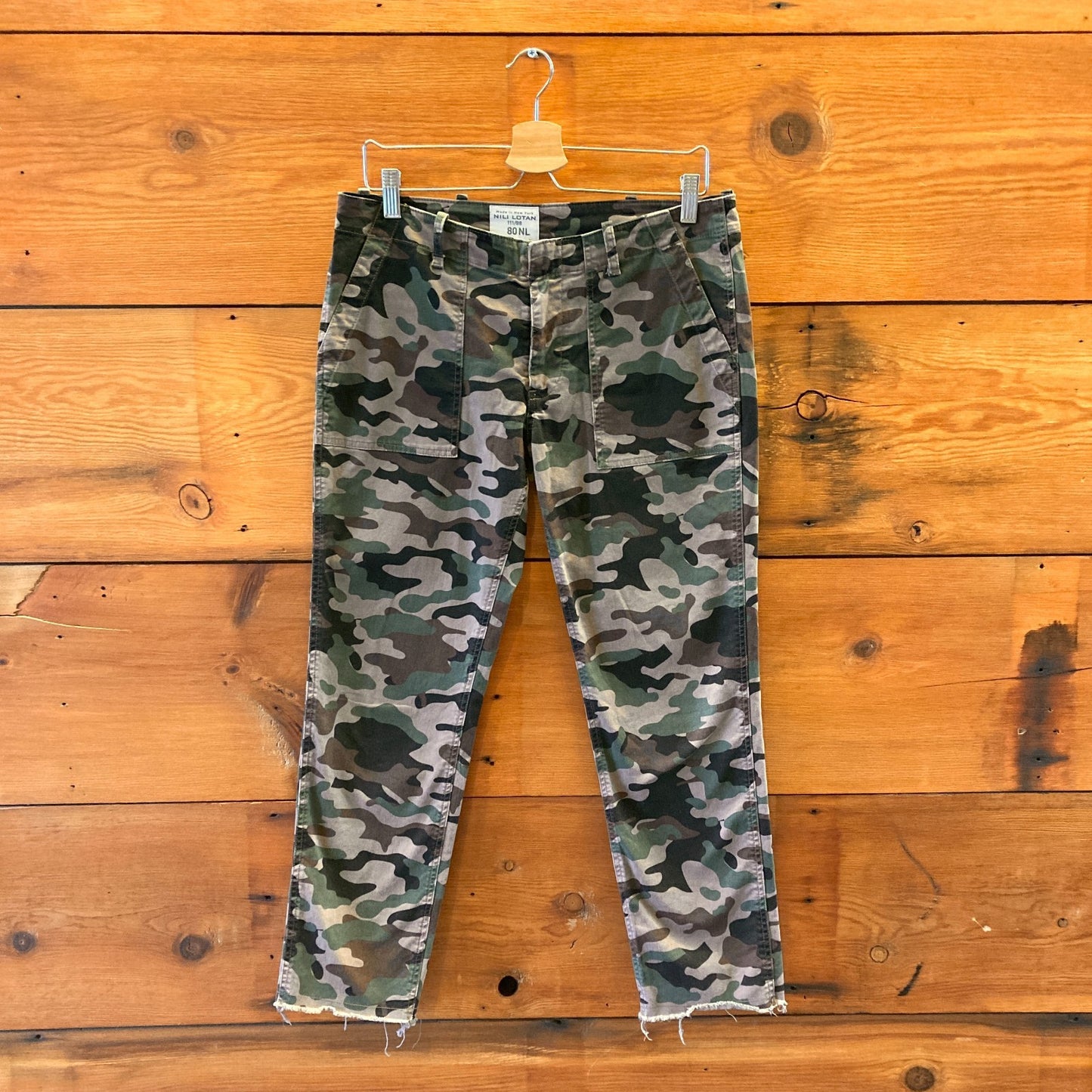 6 - Nili Lotan Camo Patterned Straight Leg Jenna Camouflage Raw Hem Pants 0619JA