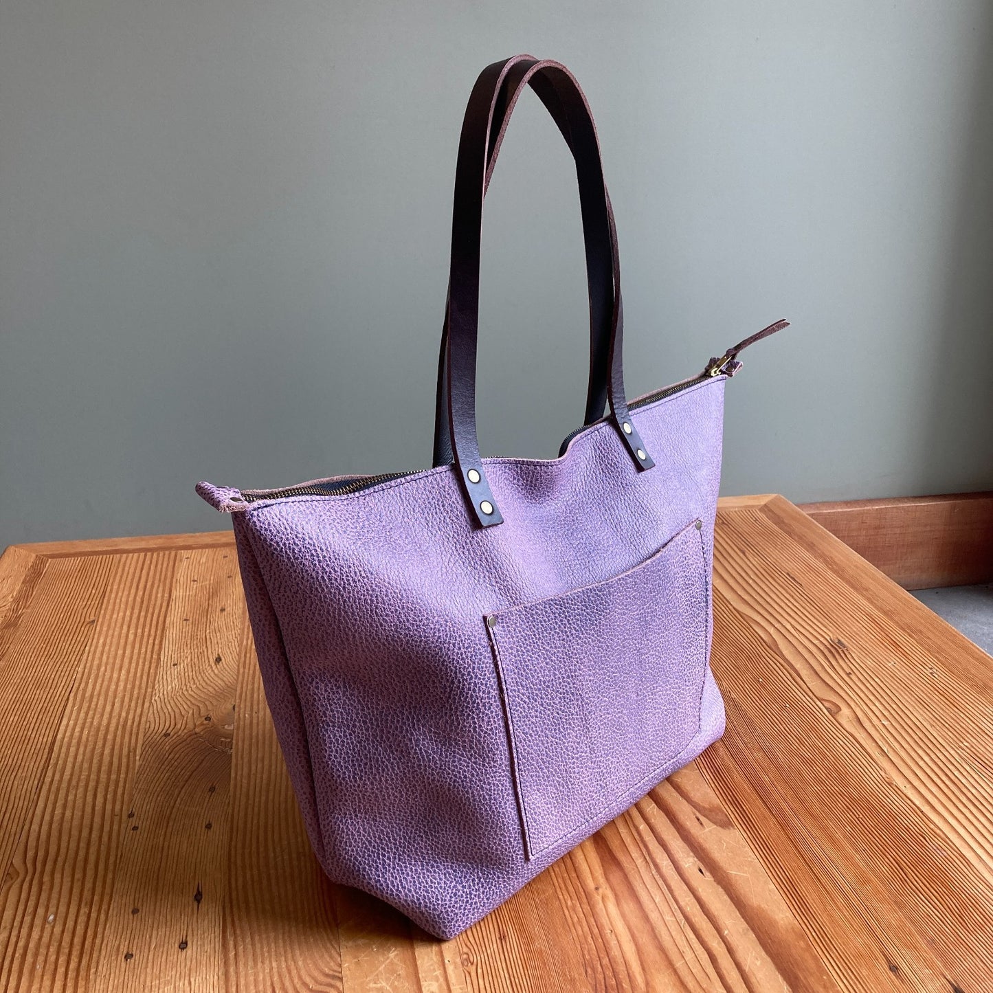 Portland Leather Goods Wisteria Purple Pebbled Zip Top Tote Bag NEW 0531AF