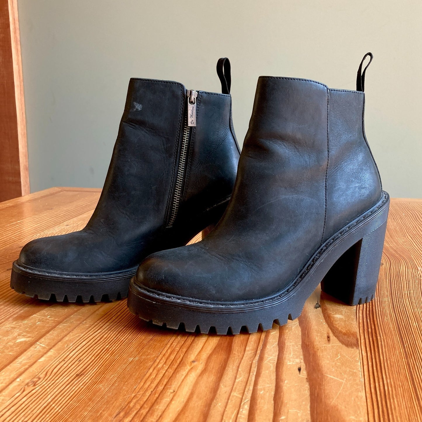 Dr Martens Black Magdalena Ankle Chunky Heel Lug Sole Boots - Size 8 - 0526EK