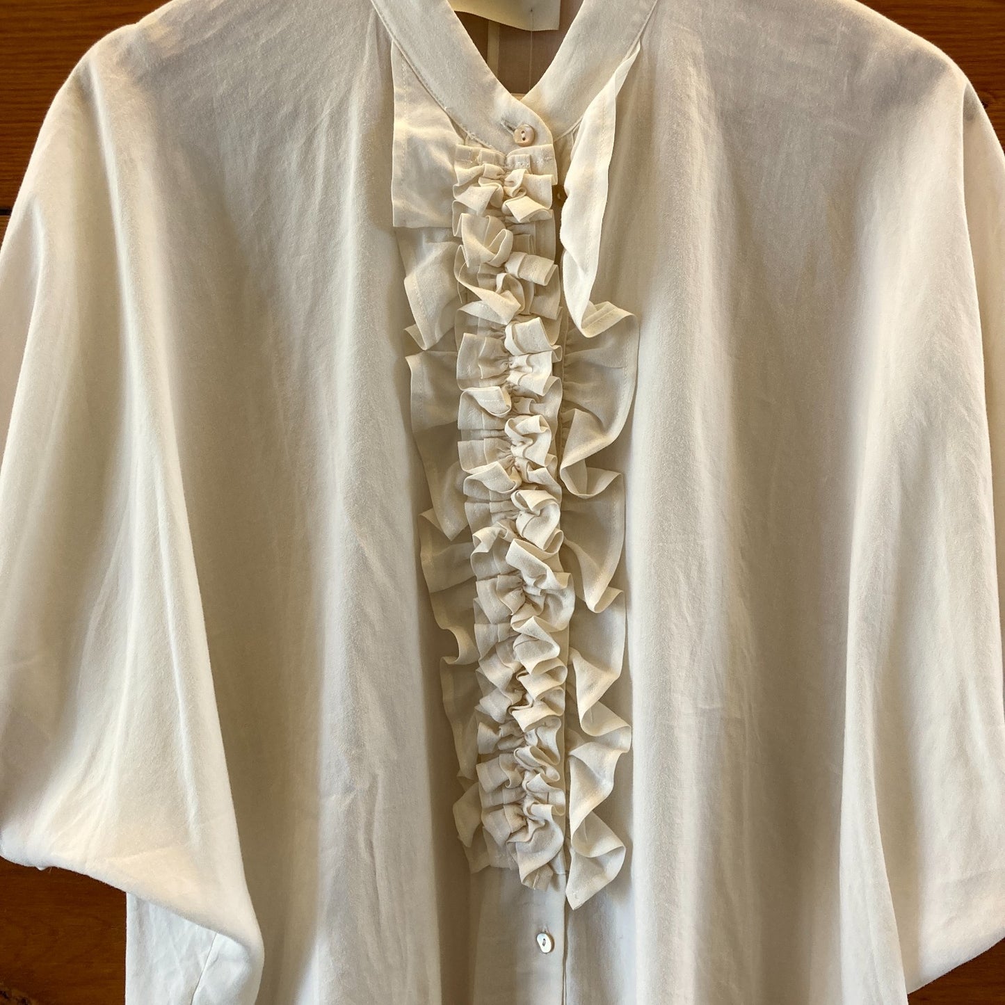 Momoni Ivory Short Sleeve Ruffle Neckline Berenice Shirt - Size 42 / L - 4427SC