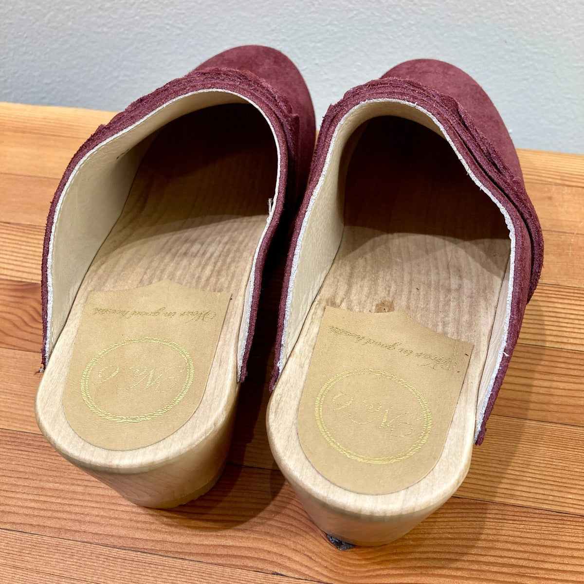 No 6 Store Burgundy Suede Wedge Slip On Clogs Shoes - Size 38 / 7.5 - 1209BM
