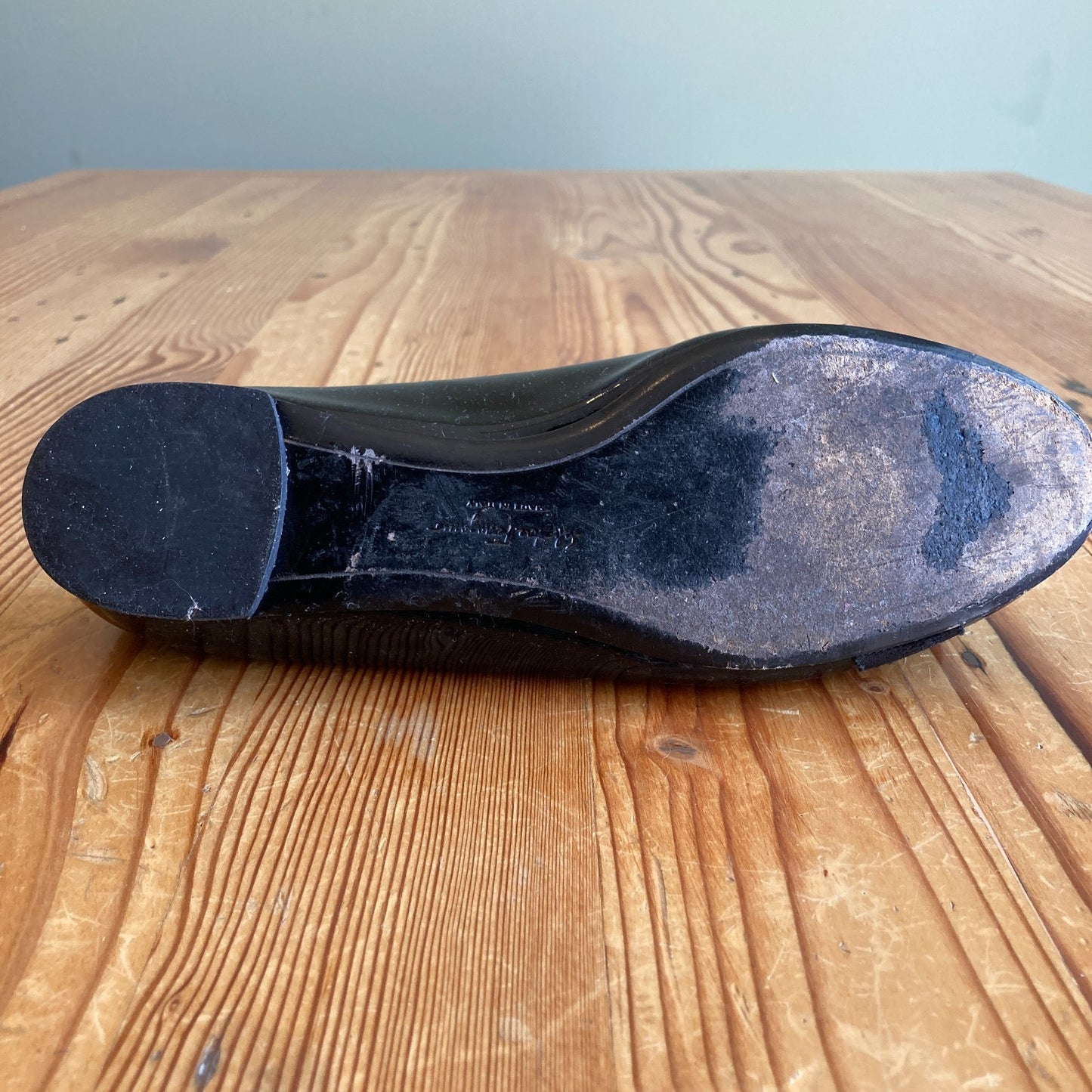 Ferragamo $780 Black Patent Leather Varina Ballet Flats Shoes - Sz 7.5 - 0803XL