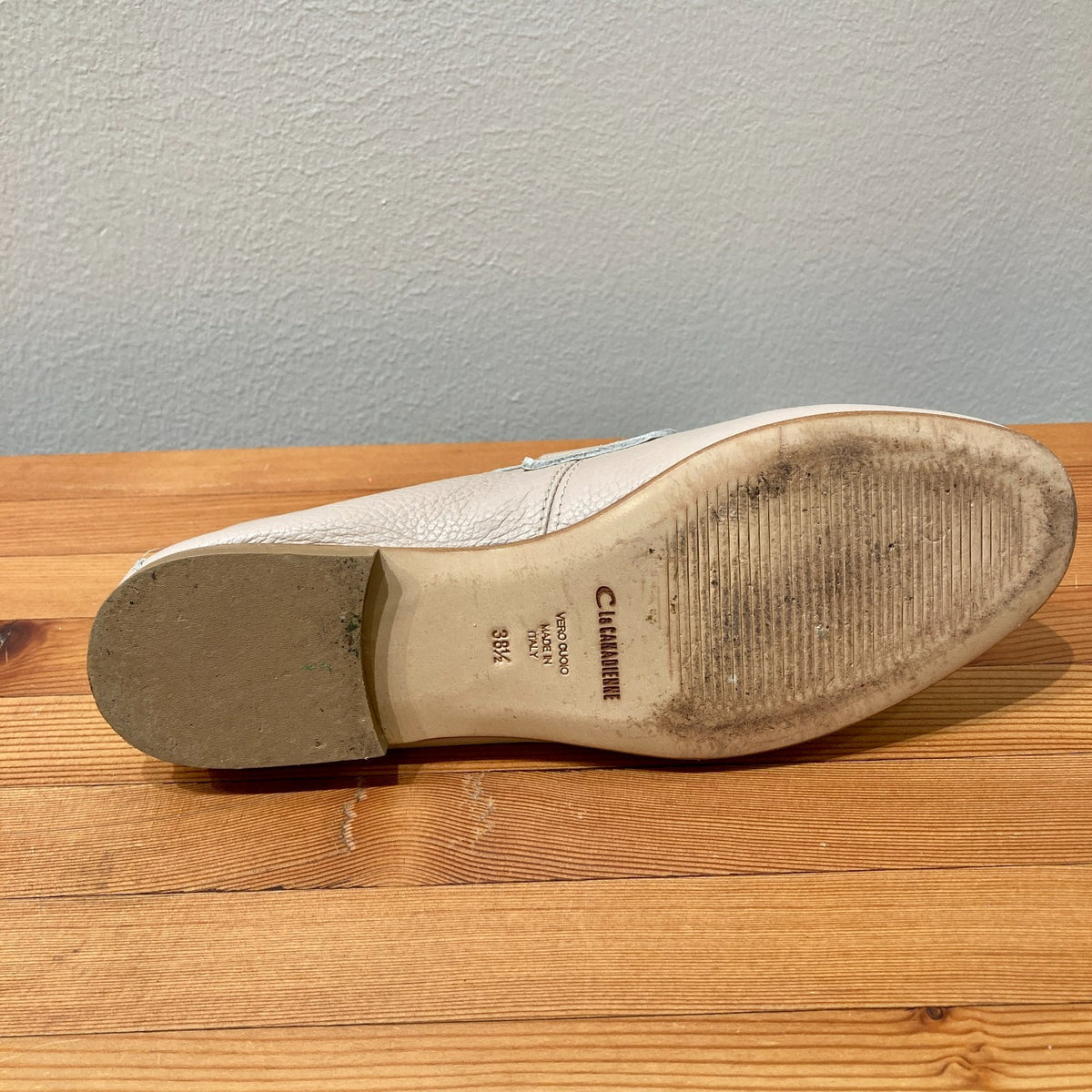 La Canadienne Beige Leather Slip On Penny Loafers Shoes - Sz 38.5 / 8.5 - 0124KG