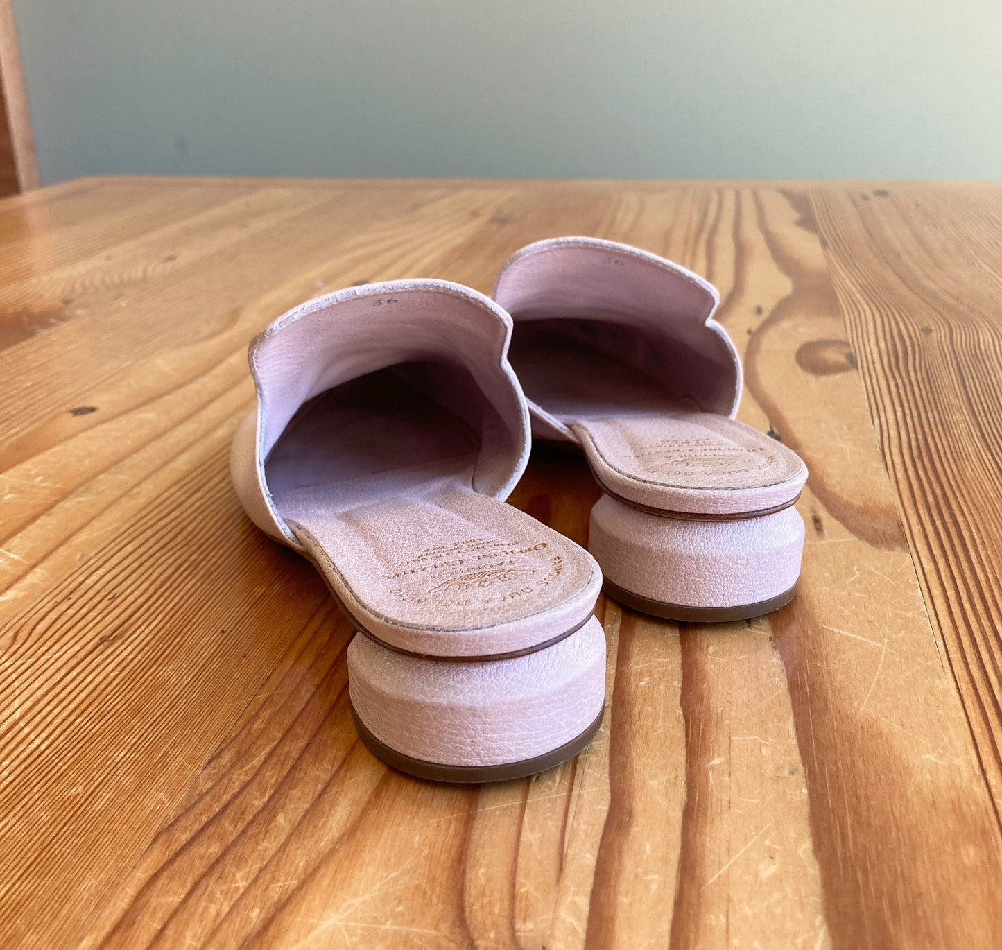 Officine Creative Nude Leather Slip On Mules Slides Flats - Size 36 / 6 - 0614MA