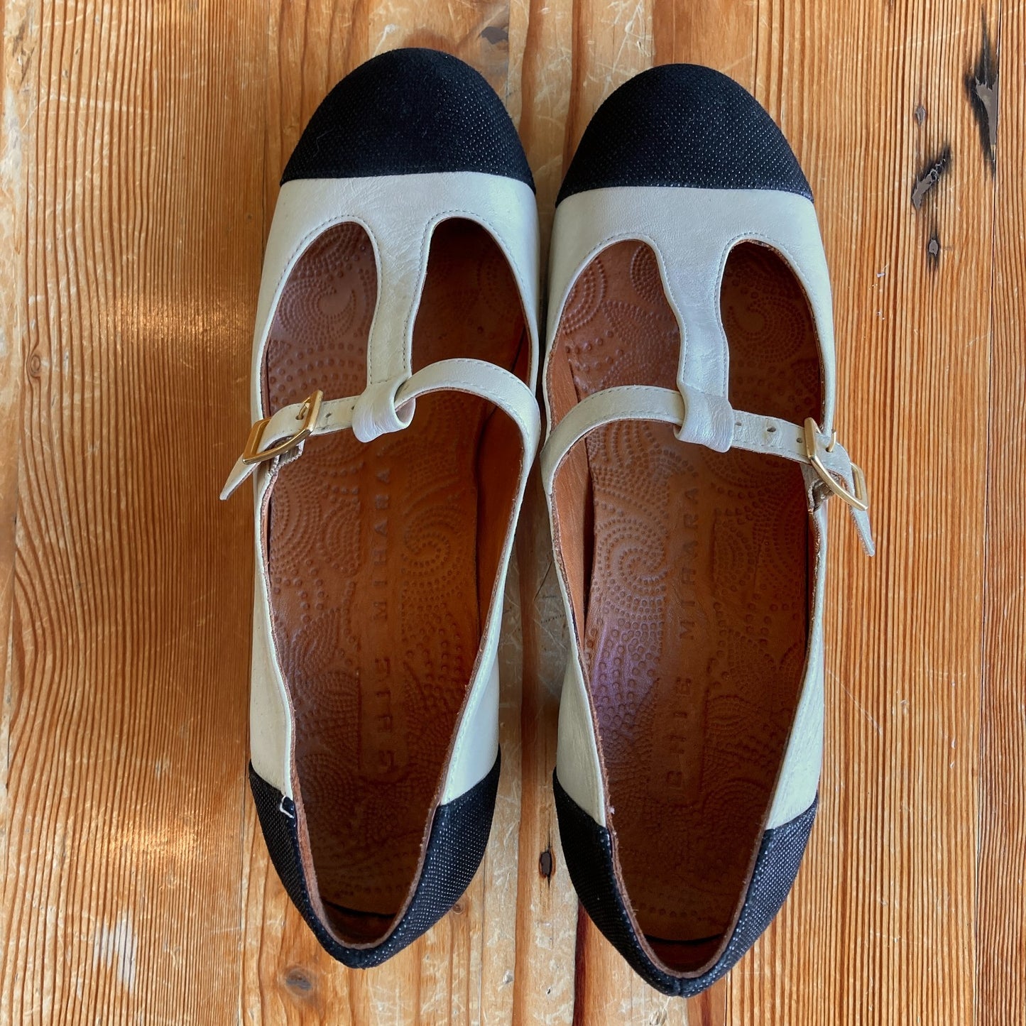 Chie Mihara Two Tone T Strap Mary Jane Heels Shoes - Size 37.5 / 7.5 - 0818SL