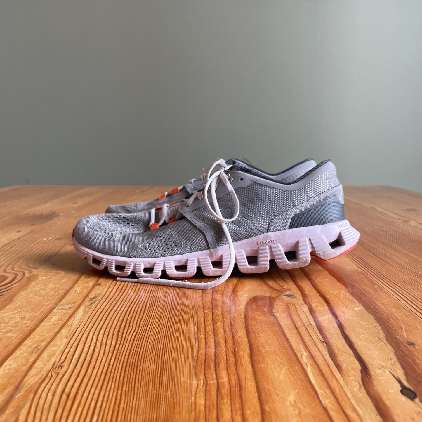 8.5 - On Cloud X 3 Gray Running Sneakers Womens Shoes 1203TR