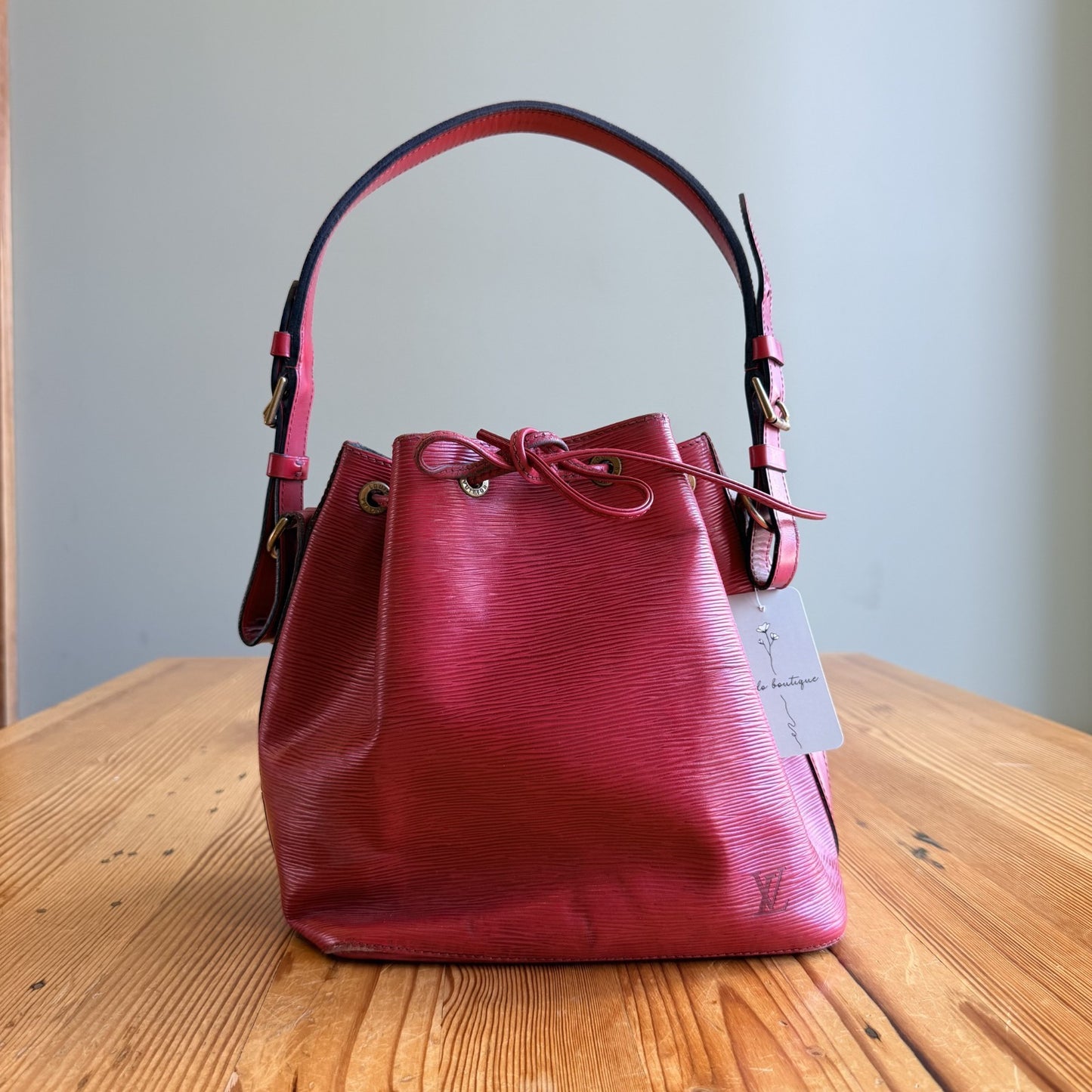 Louis Vuitton Red Epi Leather Petit Noe Structured Bucket Shoulder Bag - 1022SW