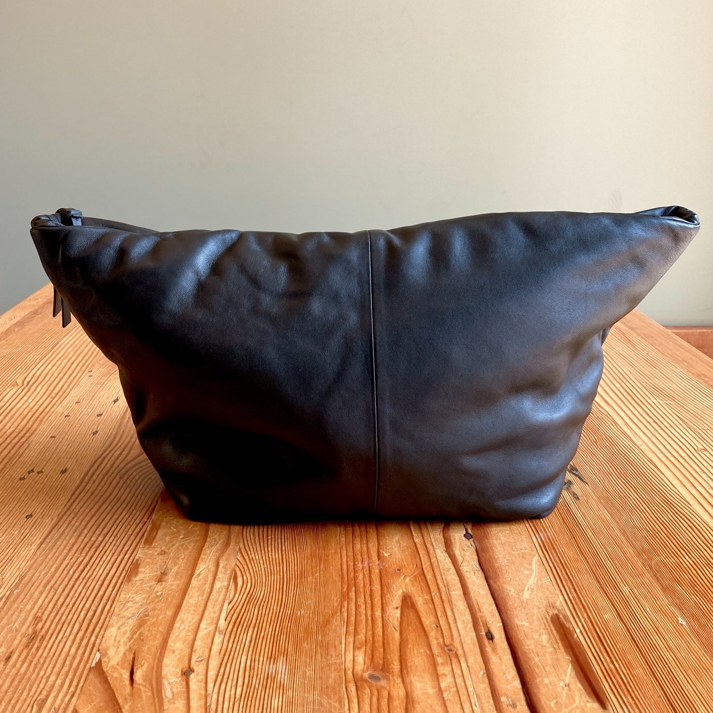AllSaints Black Leather Spacious Lined Aika Puffer Tote Bag Purse - 0708LG