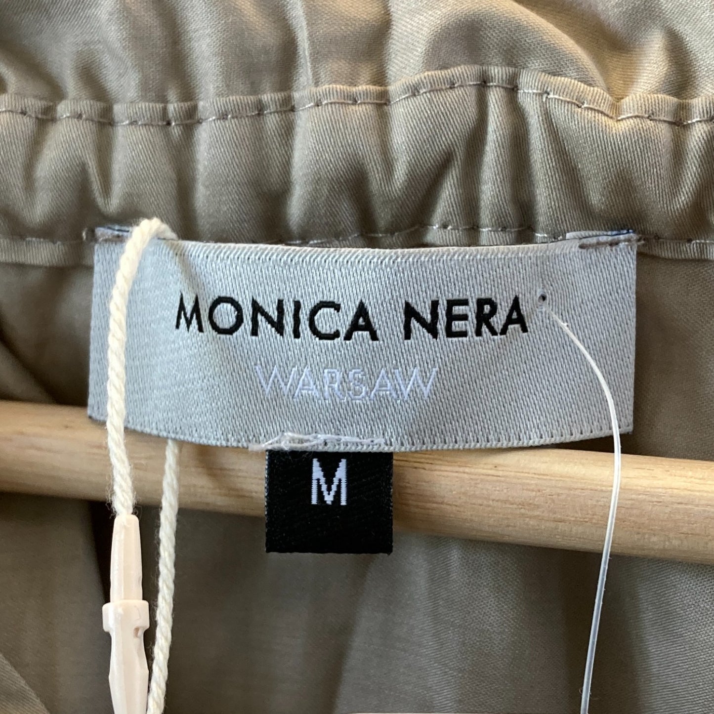 Monica Nera Tan Poplin Cotton Ruffle Neckline V Neck Top - Size M - NEW - 4427SC