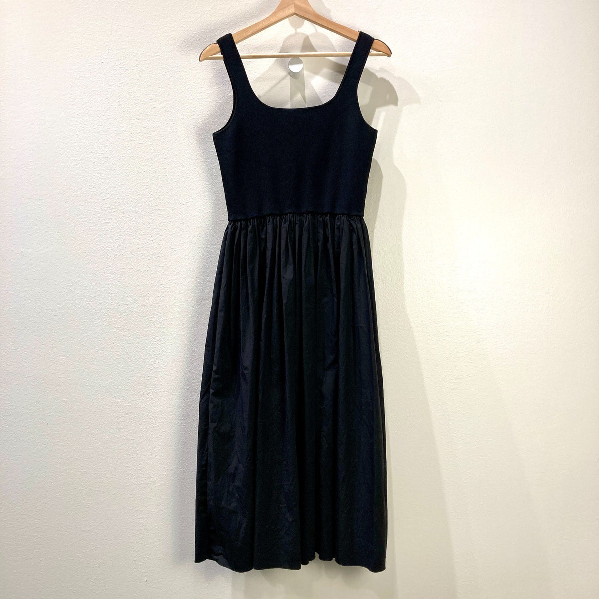 Theory Black Scoop Neck Sleeveless Gathered Stretch Knit Dress - Size M - 0920PW