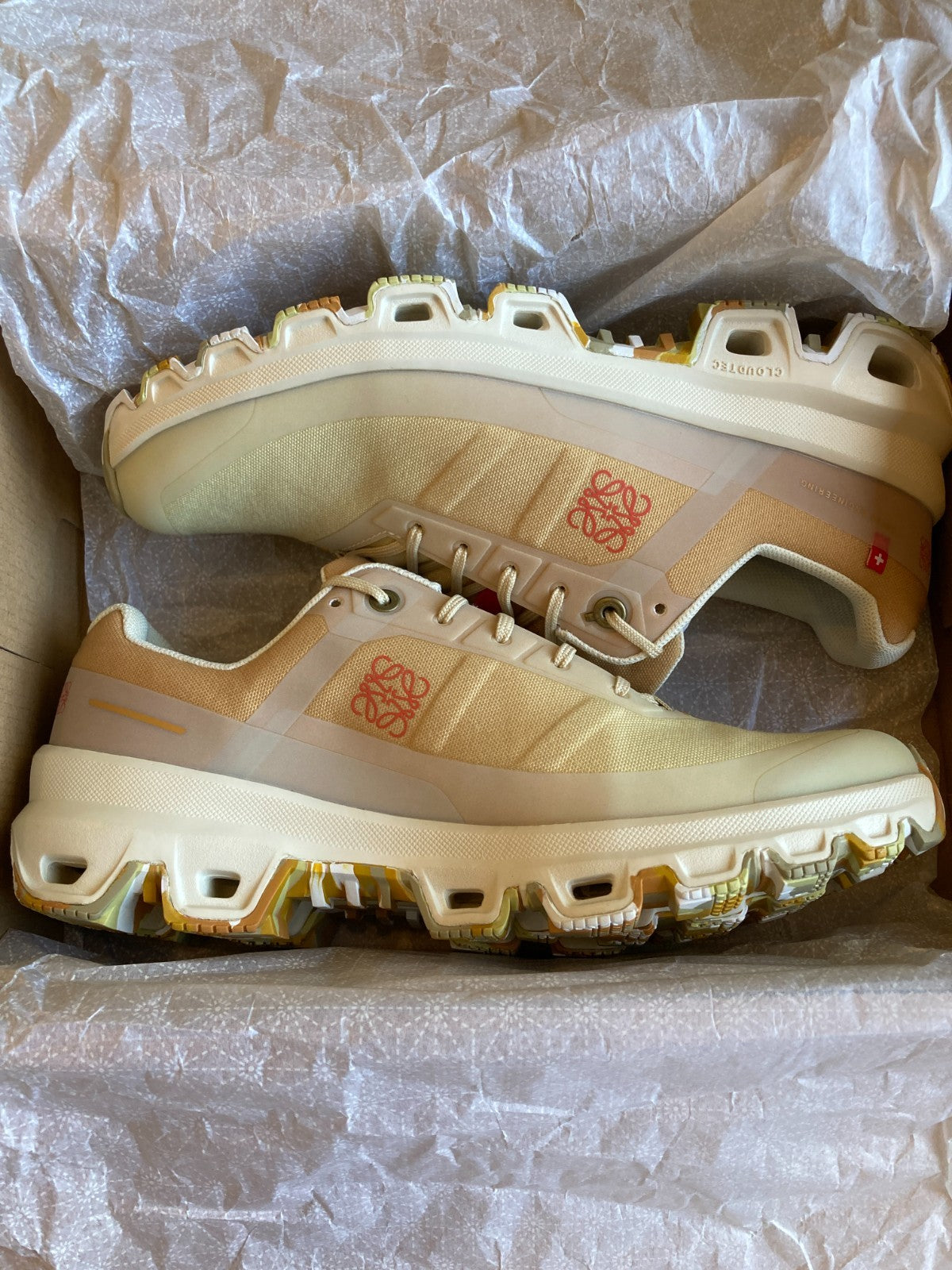 On Gradient Orange Cloudventure Loewe Sneakers NEW w/ Box - Size 7.5 - 0112LB