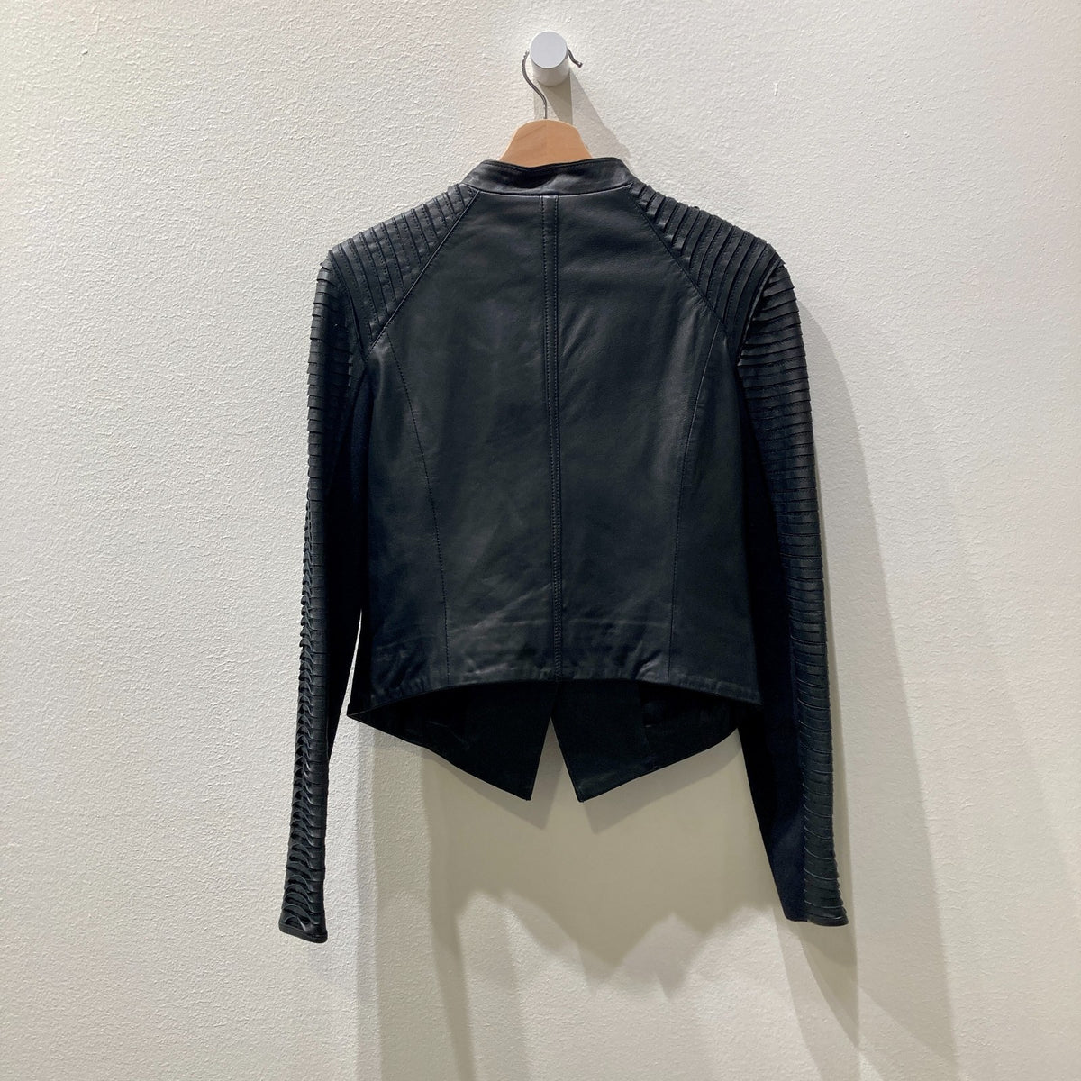 LAMARQUE Azra NEW Black Leather Jacket - Size M - 1122KP