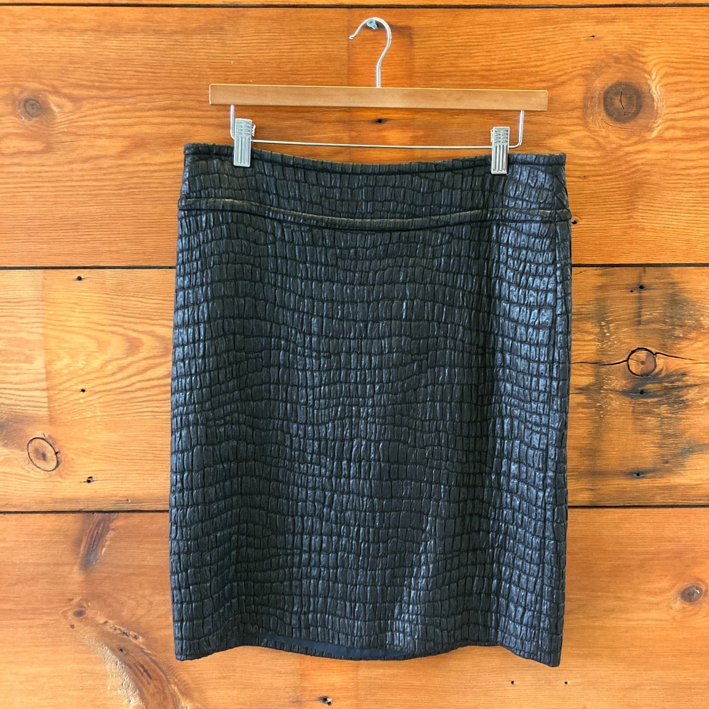 Dries Van Noten Black Croc Glossy Textured Pencil Skirt  - Size 40 / 10 - 0321MM