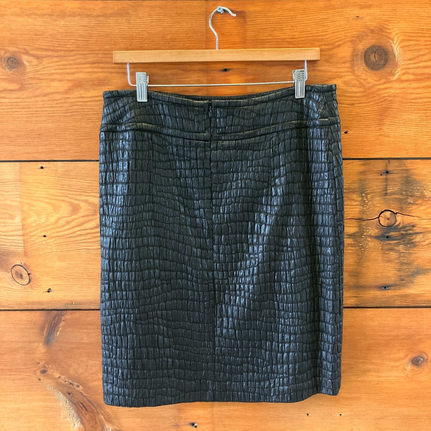 Dries Van Noten Black Croc Glossy Textured Pencil Skirt  - Size 40 / 10 - 0321MM