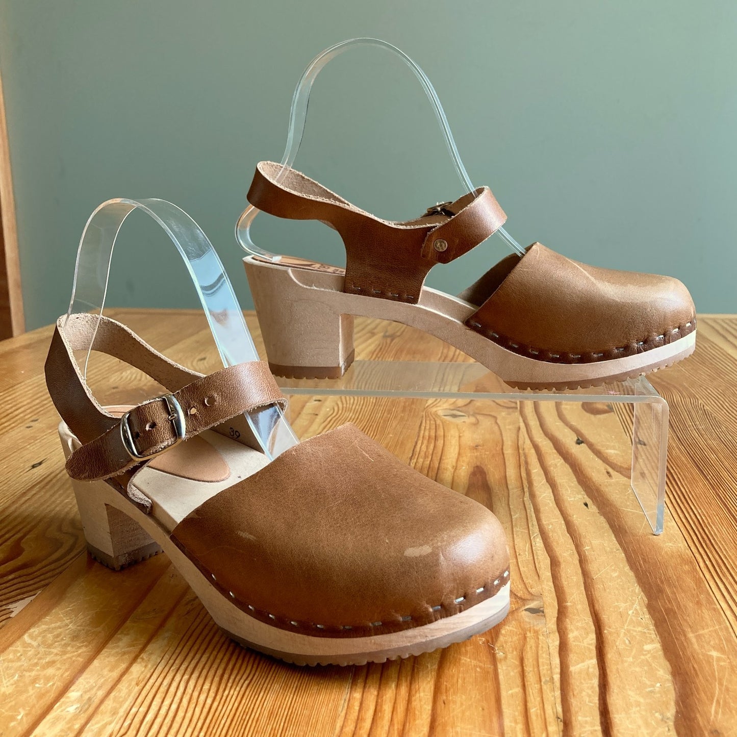 Kurier Handmade Portland Maine Charlie Wooden Clogs Shoes - Sz 39 / 8.5 - 0308MP