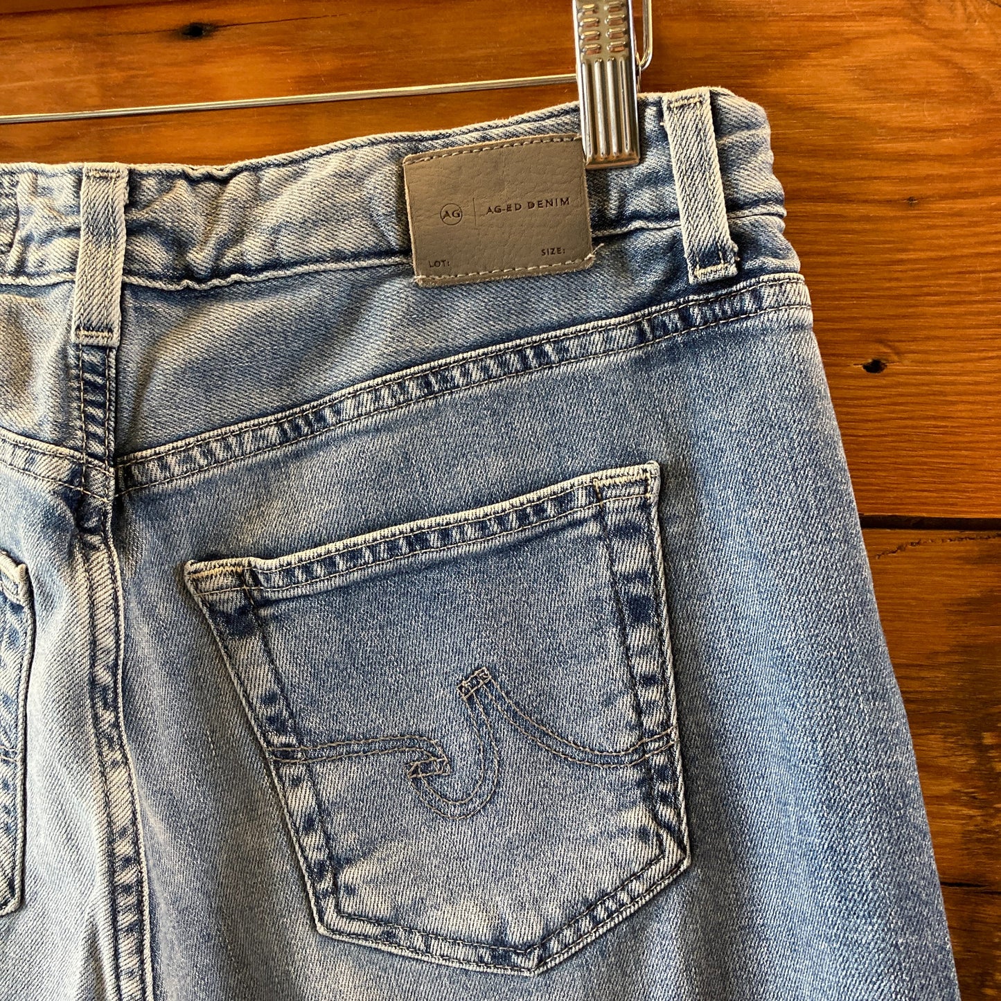 29 - AG Adriano Goldschmied Light The Ex-Boyfriend Slouchy Slim Jeans 4427SC
