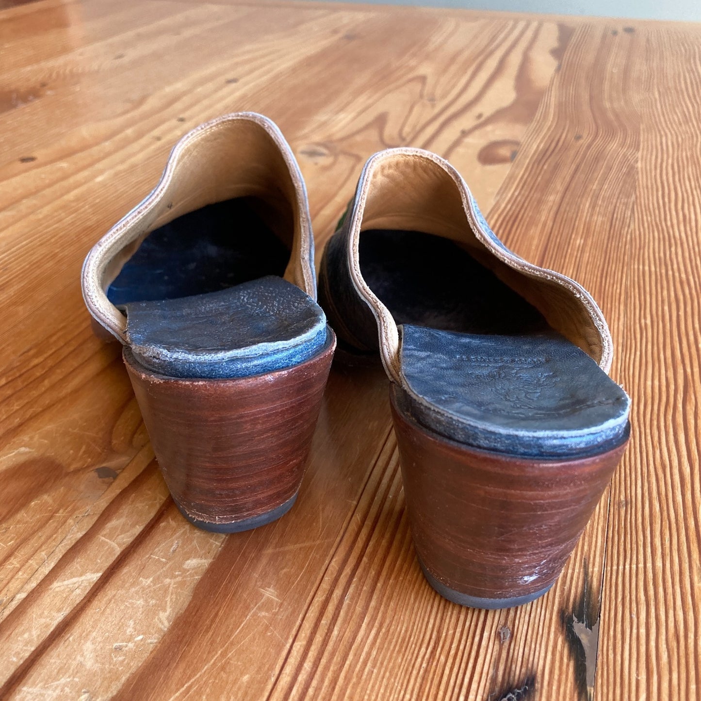 Old Gringo Blue Distressed Leather Western SnipToe Mules Shoes - Size 7 - 0811GR