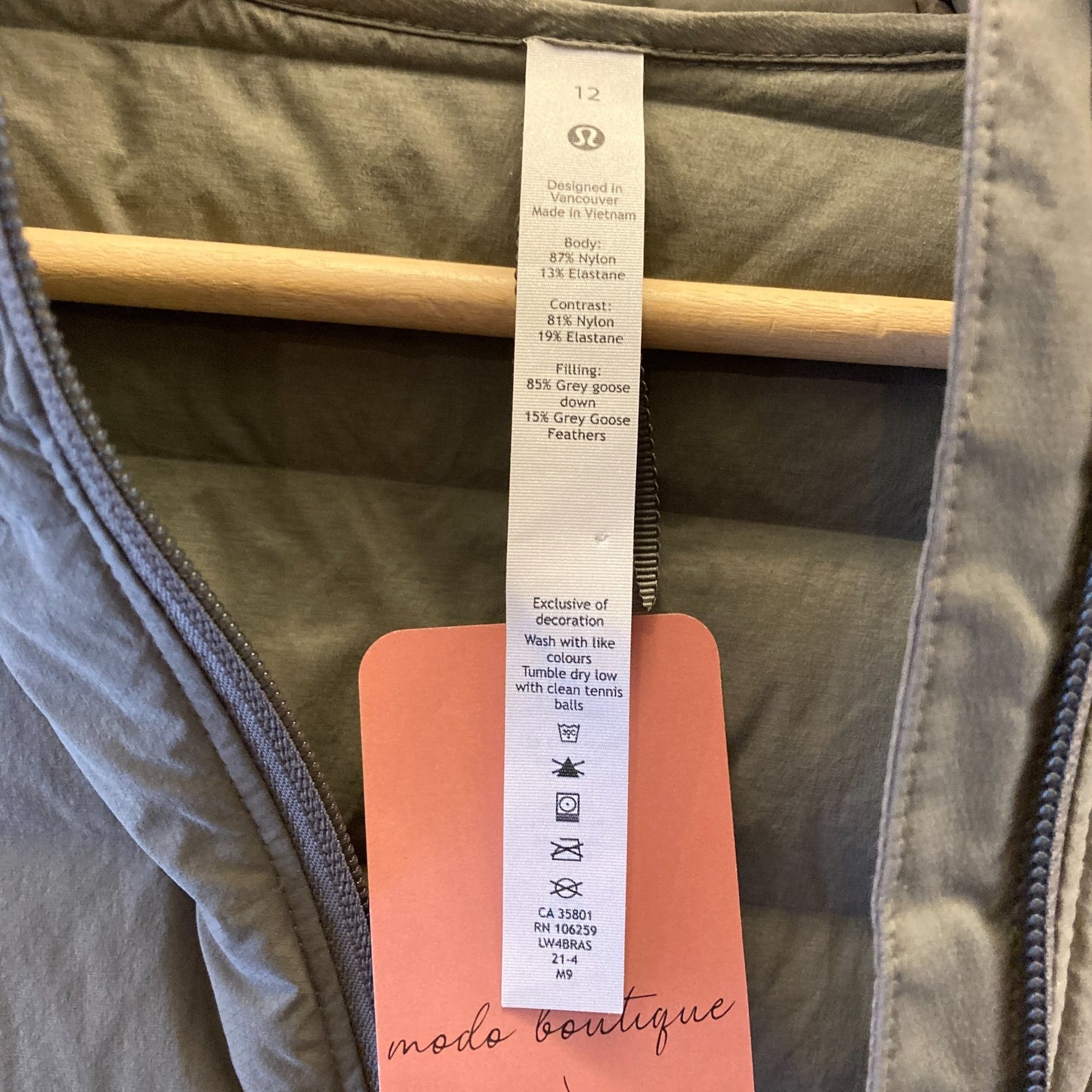 12 - Lululemon Green Gray Hooded Zip Up Goose 700 Down & Around Vest 0206SB