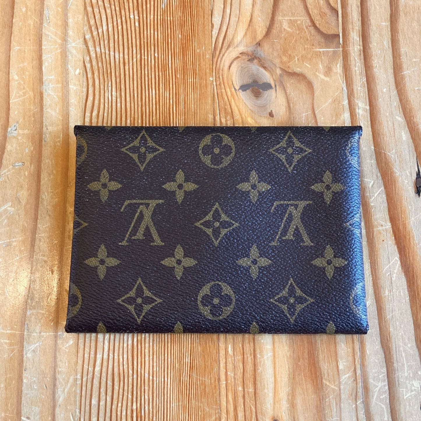 Louis Vuitton Monogram Coated Canvas Pochette Kirigami Red Medium Wallet 0222JL