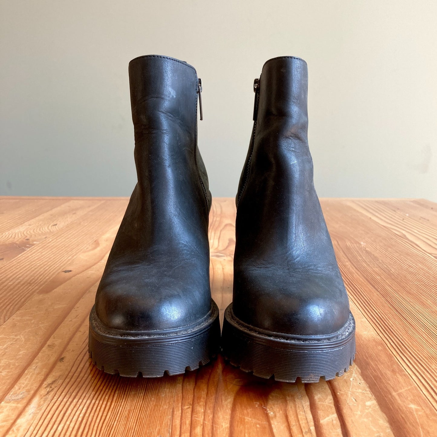 Dr Martens Black Magdalena Ankle Chunky Heel Lug Sole Boots - Size 8 - 0526EK