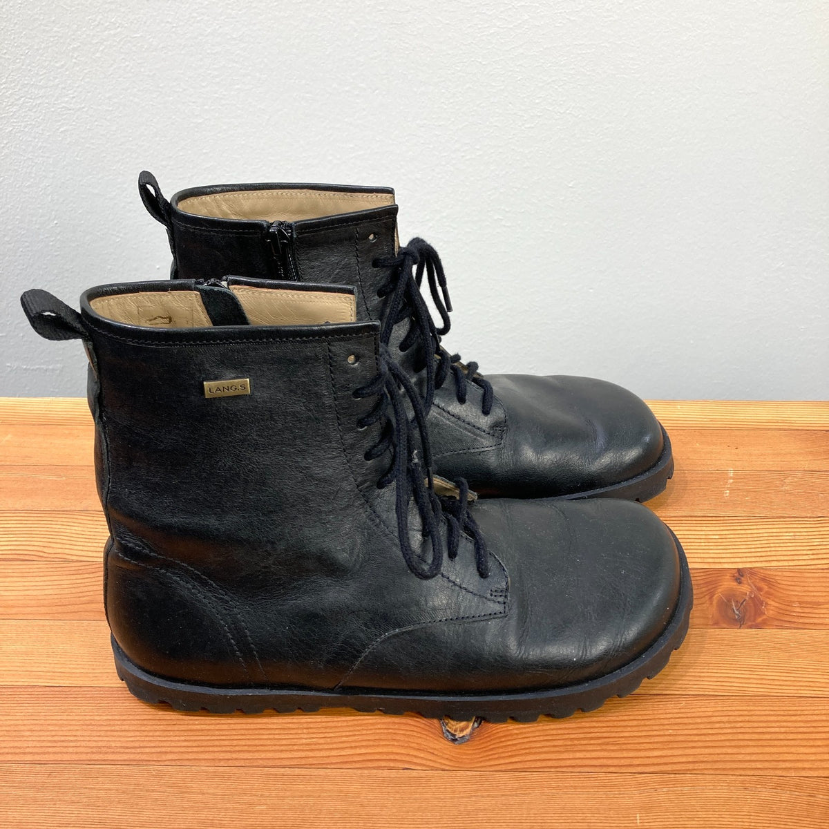Lang.S Kombat Black Leather Side Zip Barefoot Laced Boots - Size 38 / 8 - 1107MB
